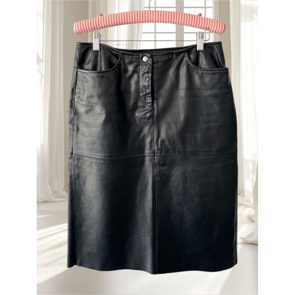 VTG United Colors of Benetton Black Leather Skirt Size 42
